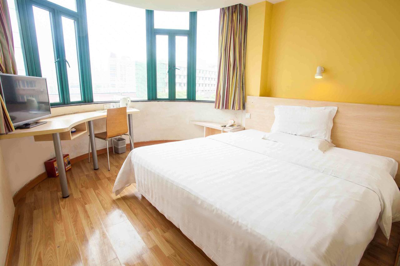 7Days Inn Lingshui Beidou Road Zimmer foto